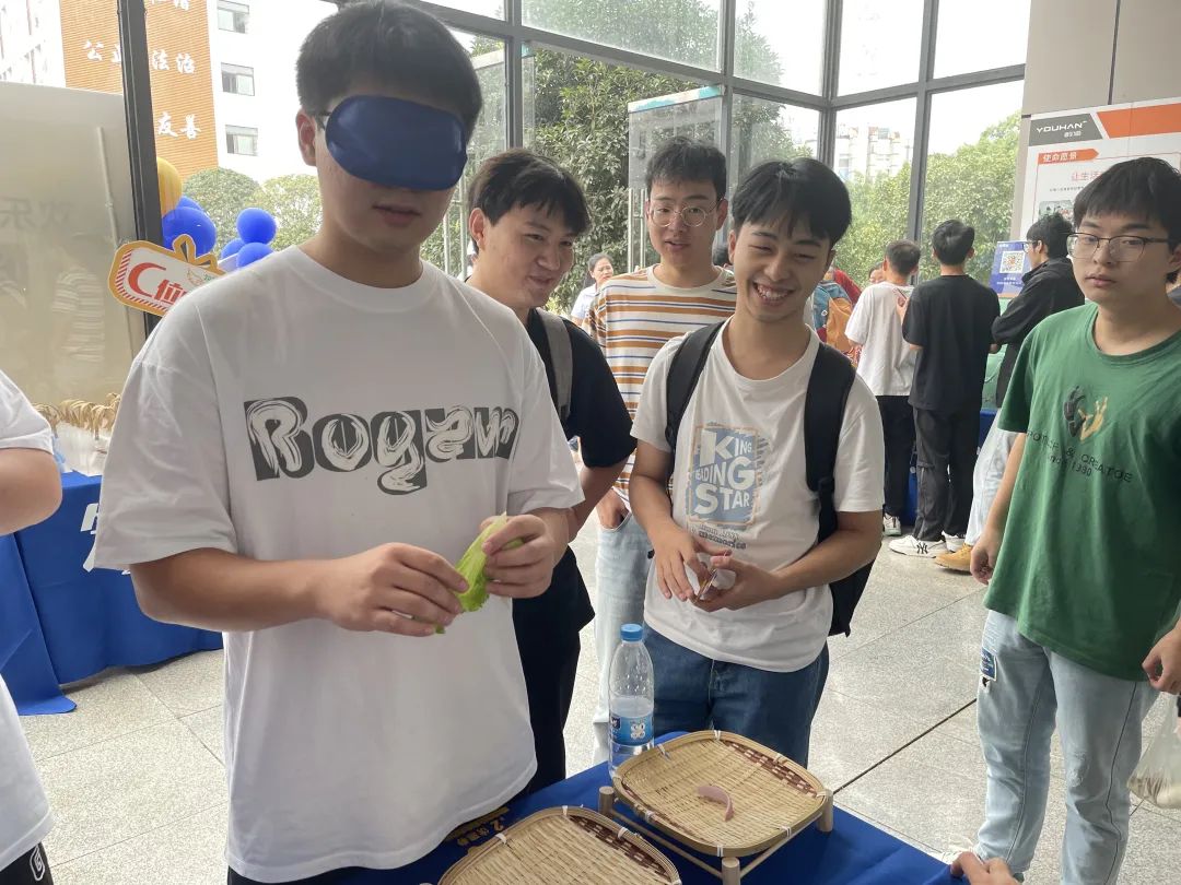 第6站│w88优德餐饮嘉年华来到工程学院_w88优德丨食堂团餐丨食堂承包丨学校食堂承包丨重庆食堂承包丨
