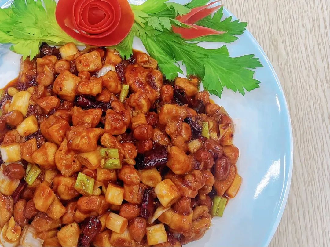 科技学院和园一食堂荣获双“第一”_w88优德丨食堂团餐丨食堂承包丨学校食堂承包丨重庆食堂承包丨