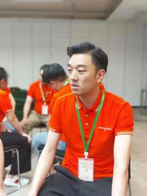 w88优德首脑实践营《巅峰之夜》结业仪式_w88优德丨食堂团餐丨食堂承包丨学校食堂承包丨重庆食堂承包丨