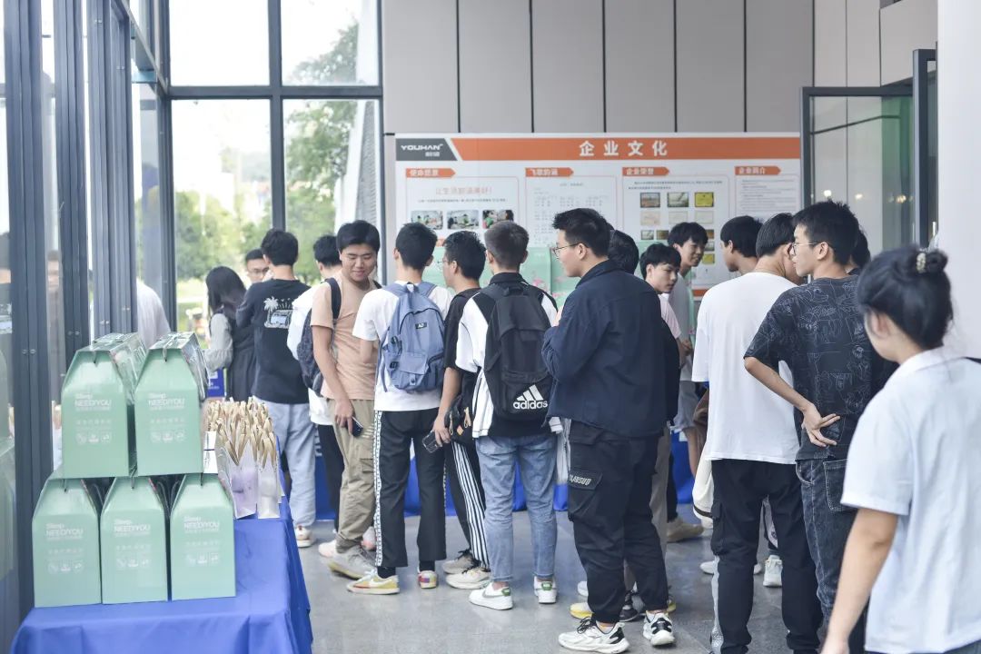 第6站│w88优德餐饮嘉年华来到工程学院_w88优德丨食堂团餐丨食堂承包丨学校食堂承包丨重庆食堂承包丨