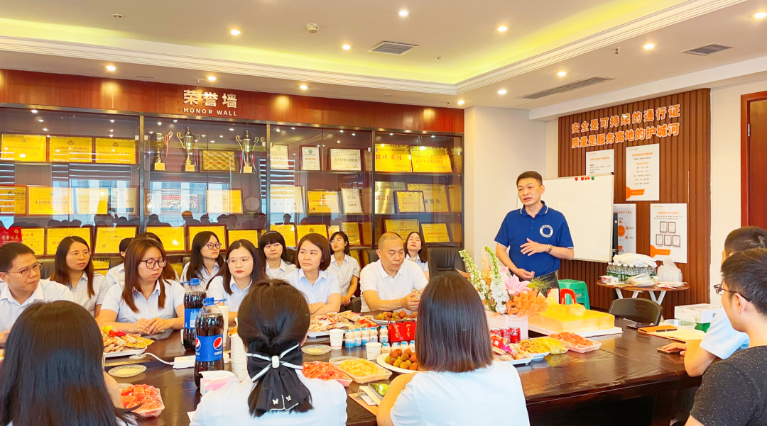 向阳而生 ‖ 重庆w88优德餐饮12周年庆特刊_w88优德丨食堂团餐丨食堂承包丨学校食堂承包丨重庆食堂承包丨